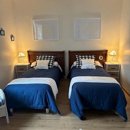 Chambres D'Hotes Le Tilleul Saint-Hilaire-des-Loges Экстерьер фото